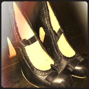 Marc by Marc Jacobs Black Pumps